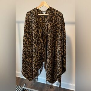 Croft & Barrow Leopard Print Shawl Cape with Fringe